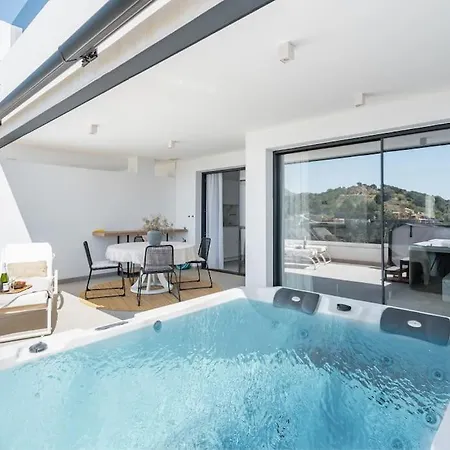 Apartment Seaviews Private Jacuzzi Rooftop&luxurious Living